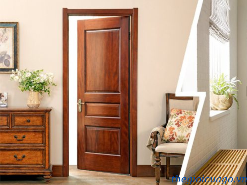 Cửa gỗ tự nhiên là gì