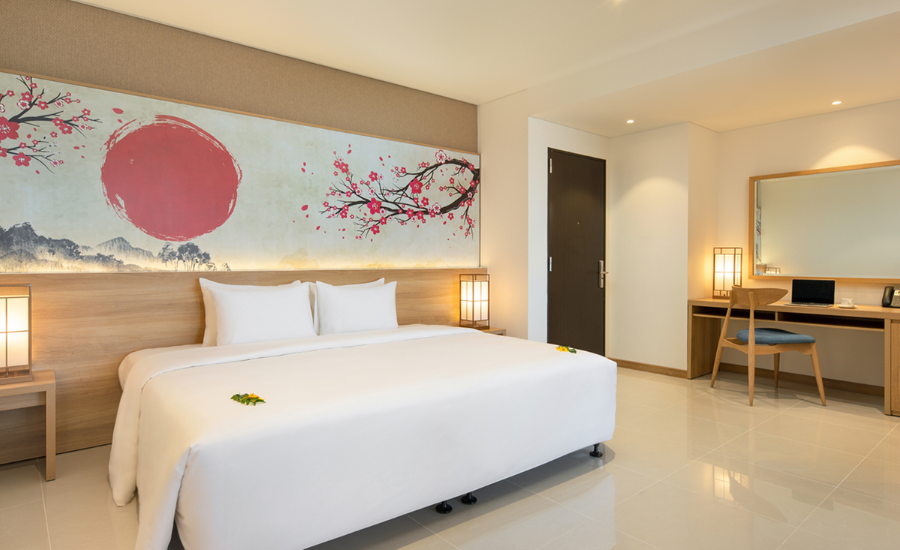 Cửa phòng khách sạn Mikazuki